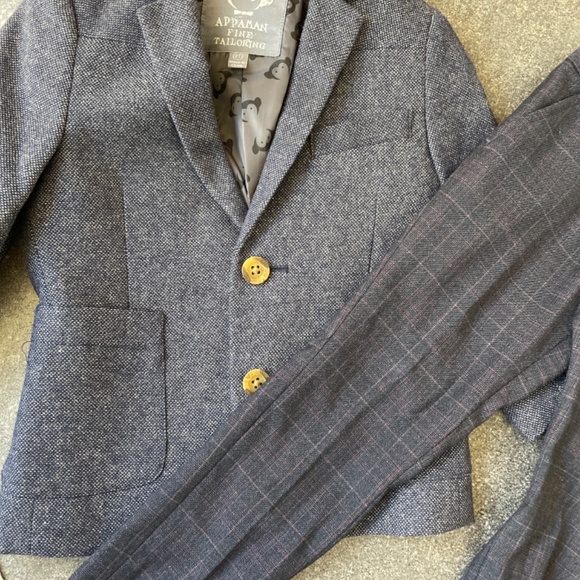 Tailored 2t suit jacket and pants with belt - Picture 6 of 7